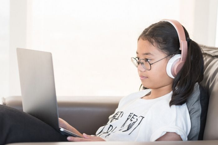 Assisting frequently absent students through Online Tutoring.