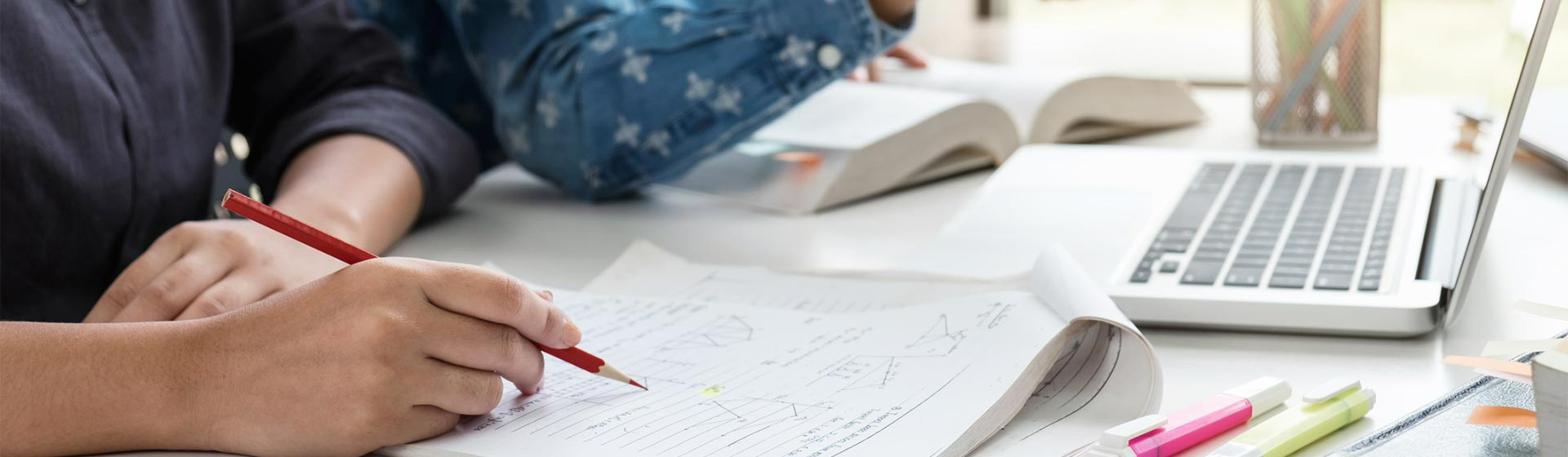 Urgently hiring online and home based tutors across Australia